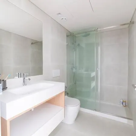 Pardal 1b - Luxury Studio In Alcantara With Parking Nearby Lisbon
