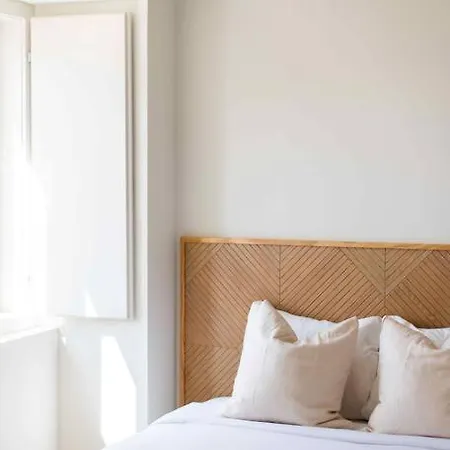 Apartment Pardal 1b - Luxury Studio In Alcantara With Parking Nearby Lisbon