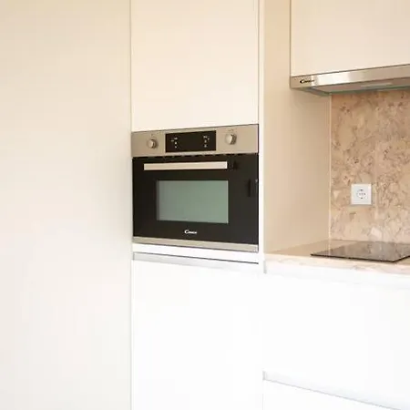 Pardal 1b - Luxury Studio In Alcantara With Parking Nearby Apartamento *